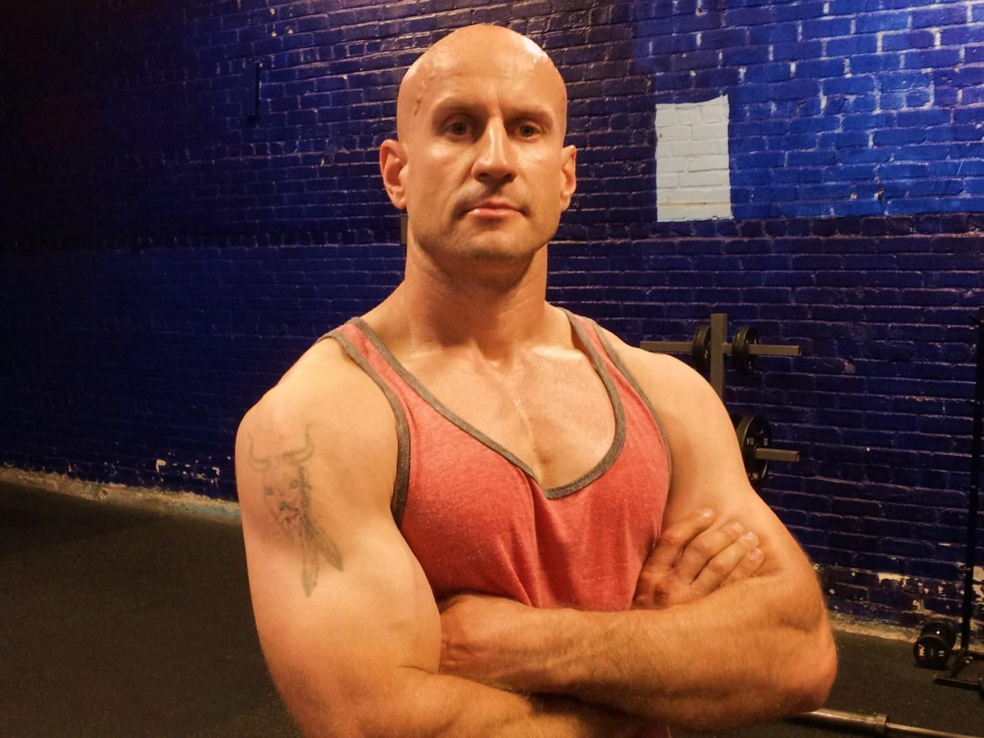 Marcin Machula coaching in a gym